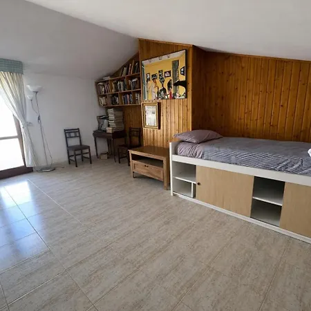 Amplio Y Comodo A 15 Minutos Del Centro Con Piscina Y Pistas De Tenis *