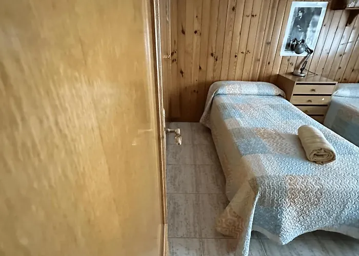 Amplio Y Comodo En Con Pistas De Tenis 펜션